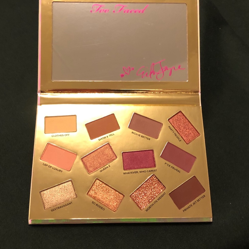 Too Faced Erika Jayne Pretty Mess